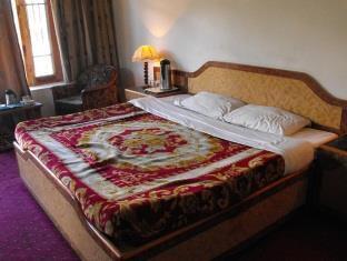 Lords Residency Hotel Manāli Kültér fotó